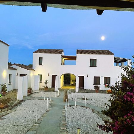 Hotel Cort'E Nastasj Tertenìa Exterior foto