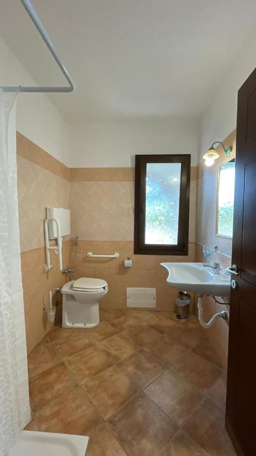 Hotel Cort'E Nastasj Tertenìa Exterior foto
