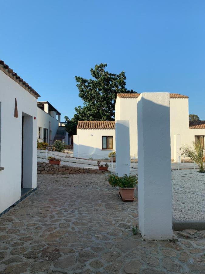 Hotel Cort'E Nastasj Tertenìa Exterior foto
