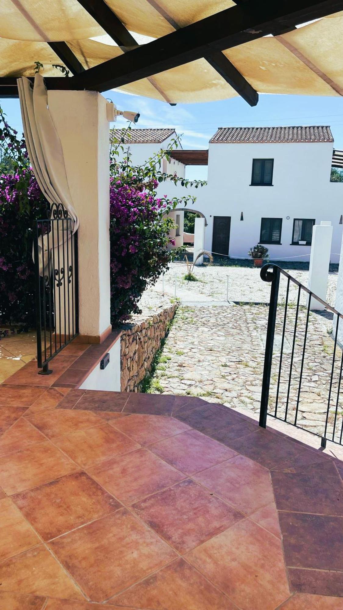 Hotel Cort'E Nastasj Tertenìa Exterior foto